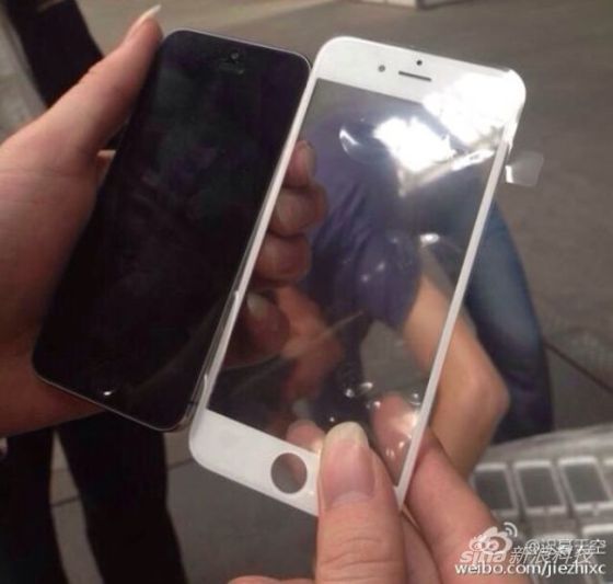 我们见到了iPhone 6前面板