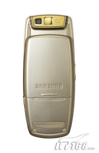 纤薄新势力三星200万像素滑盖E838亮相