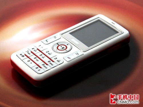 白色灵动天使步步高低端音乐机i528评测(7)