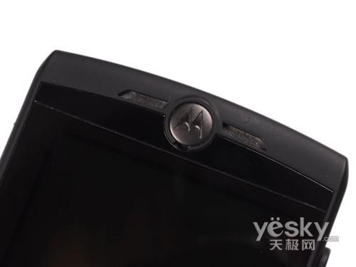 大智者永无畏摩托全键盘智能力作Q8评测(2)