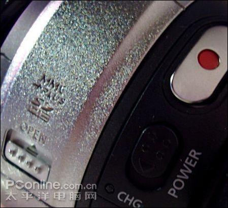 CES2008展会的Samsung数字摄影机HMX20C