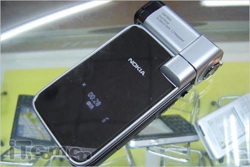 华贵风格 诺基亚镜面拍照王N93i售4020_手机_科技时代_新浪网