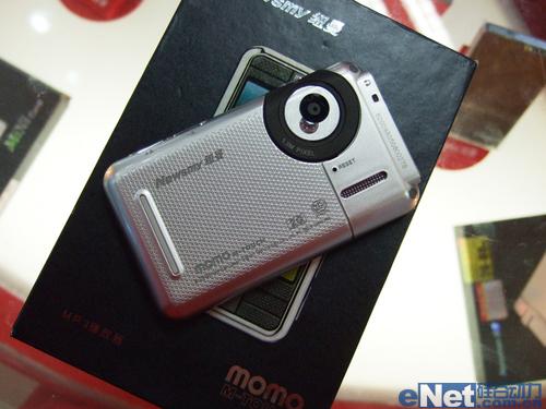 ���ܴ���MP32GŦ��MOMOTOUCH��699Ԫ