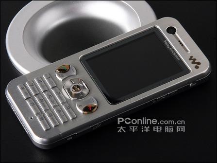 索尼爱立信W890i评测 9.9mm厚度索爱金属拍照音乐W890i评测(2)