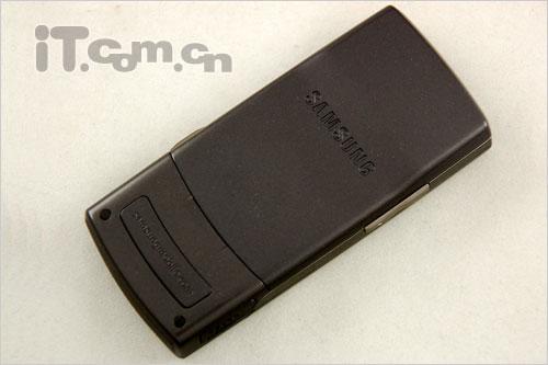 时尚更强大三星拍照滑盖G608卖3280元