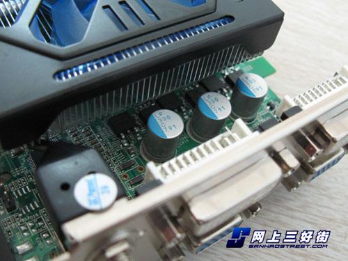 ��������и��Զ�����ɫ9600GT�Կ�����(6)