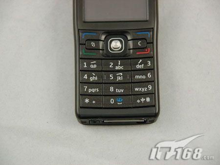 黑色时尚诺基亚智能手机E50仅售1199元
