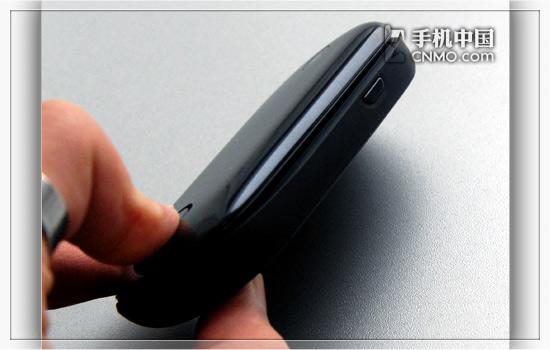 圆润时尚摩托小巧翻盖音乐机U9评测(5)