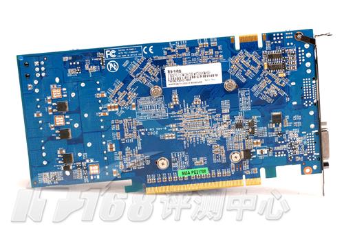 ��Ϸ�ռ�����9600GT�н�Я��ħ�̵ǳ�
