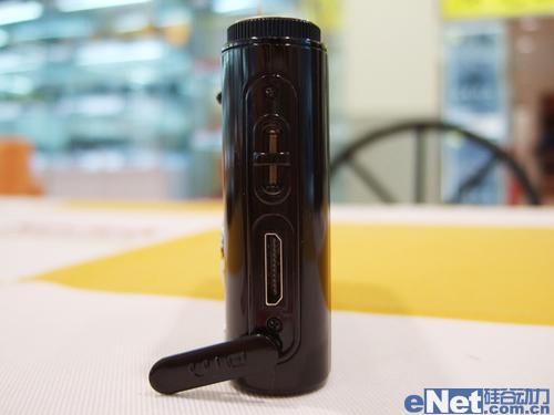 时尚超薄蓝调卡片三星NV33送2GB卡1650