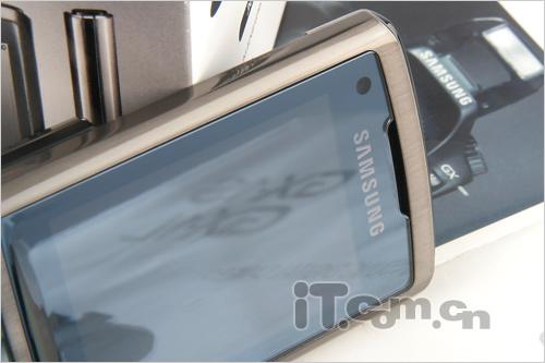 U900