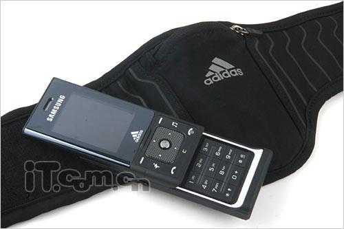 Я�ְ��ϴ�˹�����˶��ֻ�F110����(15)