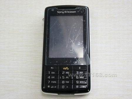 屏幕效果好索爱音乐旗舰W960售3300