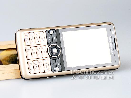 UIQеͶֻG700