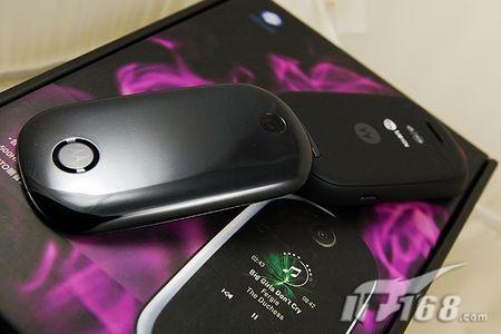 黑水晶卵石摩托罗拉翻盖音乐U9仅1480