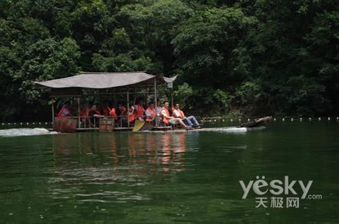 绿水天蓝洞险桐庐景 快活自在逍遥天极人