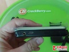 个性十足黑莓翻盖商务新锐8220到货