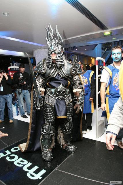 ���̽���Massiveı������