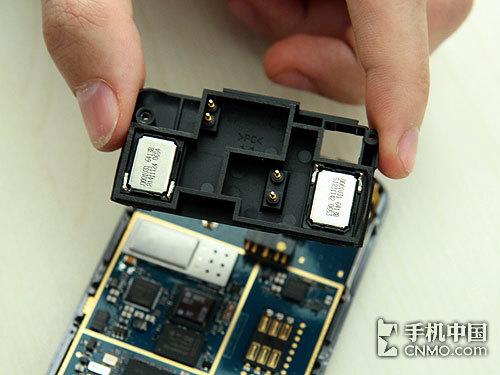 震撼17颗螺丝 魅族超强手机M8拆机评测(5)_手机