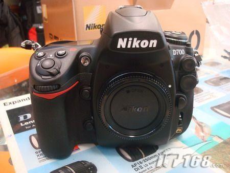 5日相机行情:尼康D700报价15600元