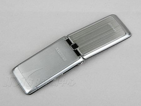 金属拉丝面板三星轻薄翻盖S3600C评测_手机