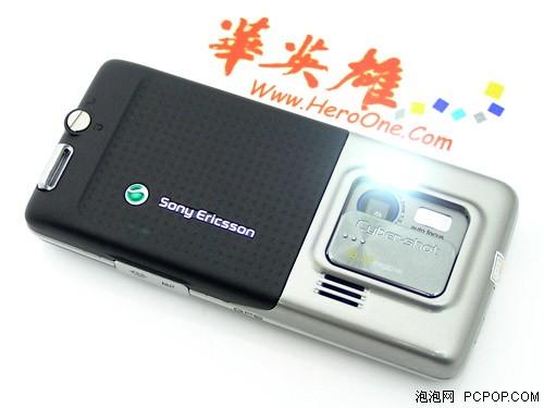 功能全面索爱三防拍照机C702仅1150