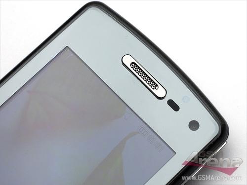 800万像素LG透明滑盖键盘GD900评测(7)