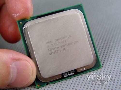 CPU报价:Intel和AMD走稳 羿龙2 920破1200_硬