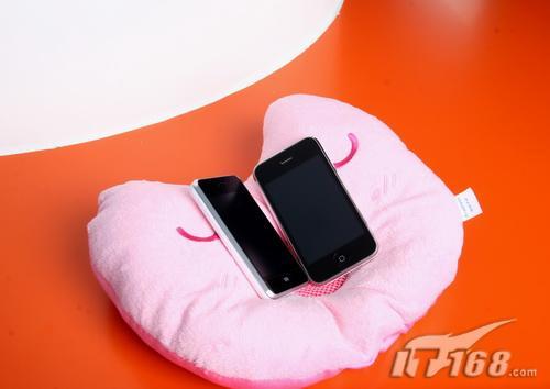 白色诱惑苹果iPhone3GS对比魅族M8