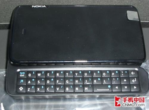 新系统触控旗舰诺基亚N900真机亮相