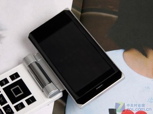 500万像素夏普旋屏导航机9130C评测(2)