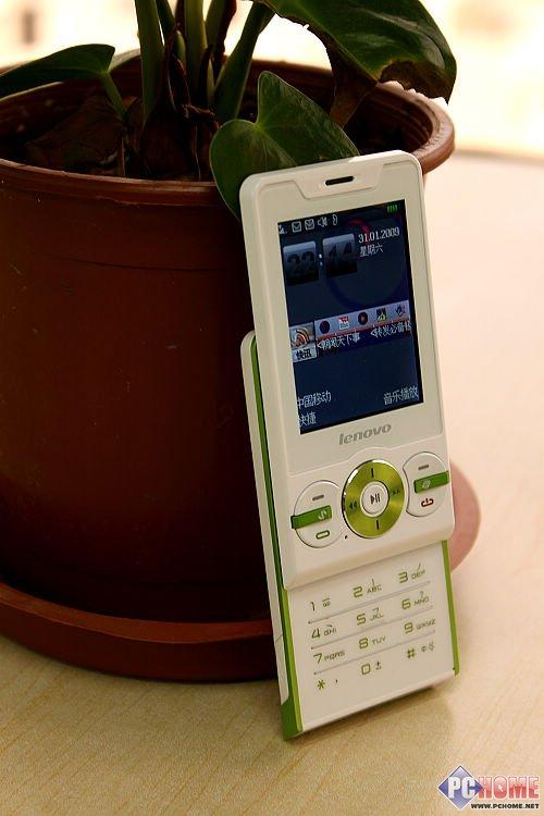绿白锋锐精灵联想音乐手机i380评测