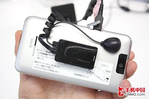 4.1英寸屏1GHz CPU 东芝TG01现场评测