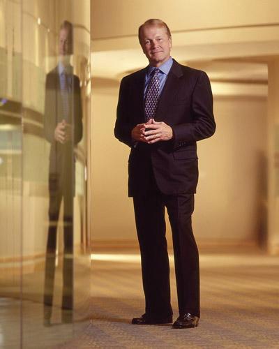 9 years IT market has force most 25 big tall canals: HP CEO to lead