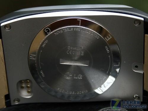 小巧精致3G电话LG手表手机GD910评测(6)