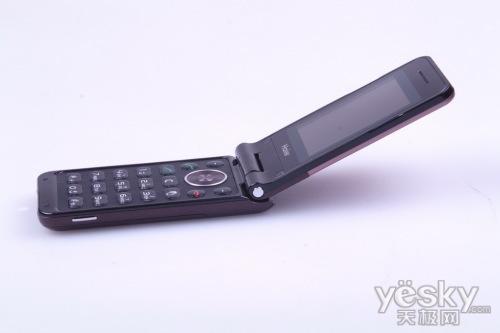 花样年华海尔时尚双卡双待机V720简评