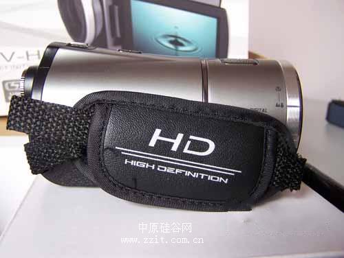 具备3倍光学变焦性能 微米H6仅售1599元