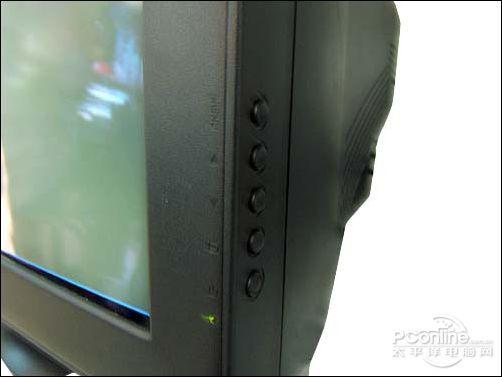 回味经典 17纯平三星788DF现仅售650!_硬件