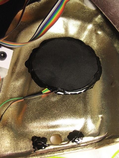 耗时17个月打造傻朋克炫酷头盔