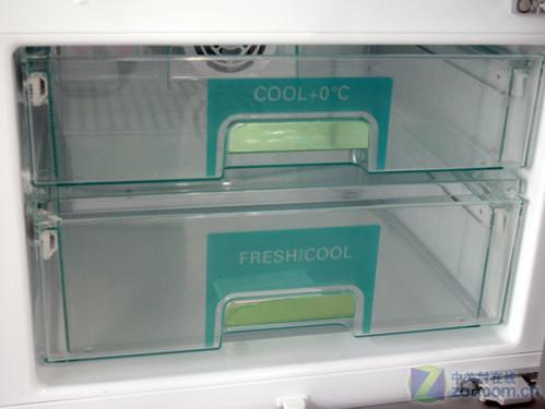 零度保鲜更实用西门子三开门冰箱促销
