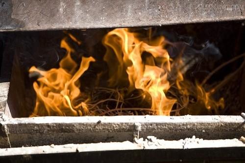 安全使用最重要做好几要点谨防空调火灾