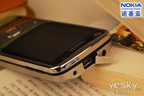 精钢佳铝诺基亚TD智能C5-01真机图赏