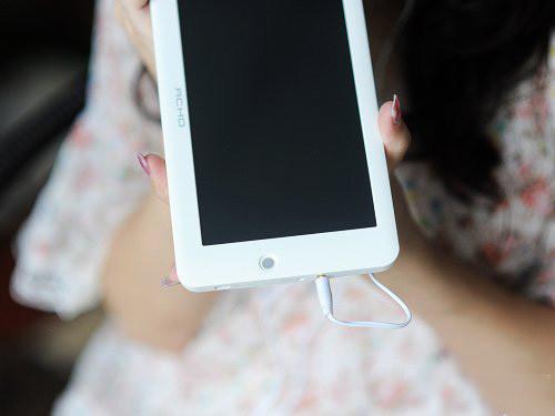 无线上网新选择 爱可C901现售890元 