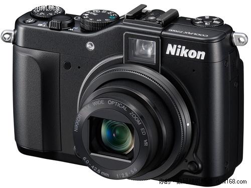 四大改进 尼康发布Coolpix P7000新固件