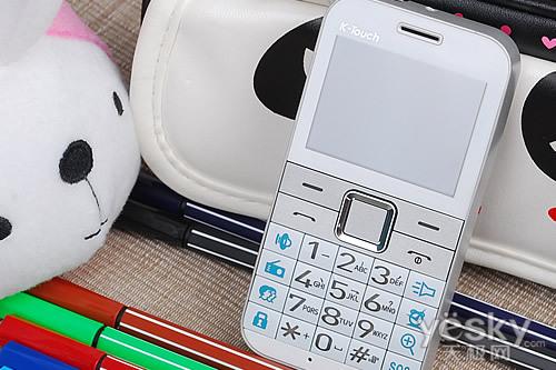 送出冬日里的温馨天语A7718手机评测