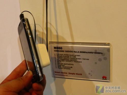 轨迹球+Android 2.1 华为M860亮相CES_手机