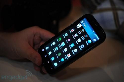 双核旗舰摩托罗拉DroidBionic真机赏