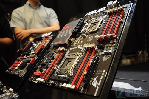 超疯狂大板 华硕ROG双CPU神秘主板曝光
