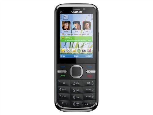 诺基亚C5-005MP低调开卖外形无变化