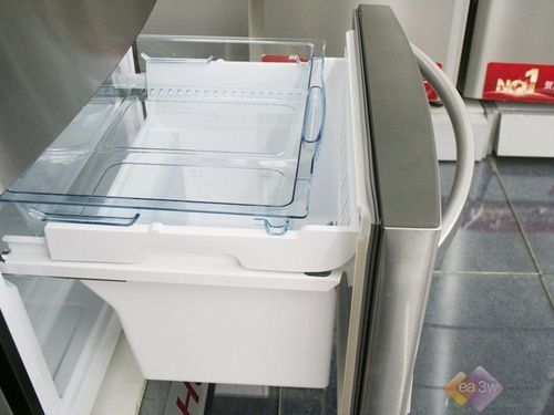 冰温室更具创意 卡萨帝冰箱低价热卖